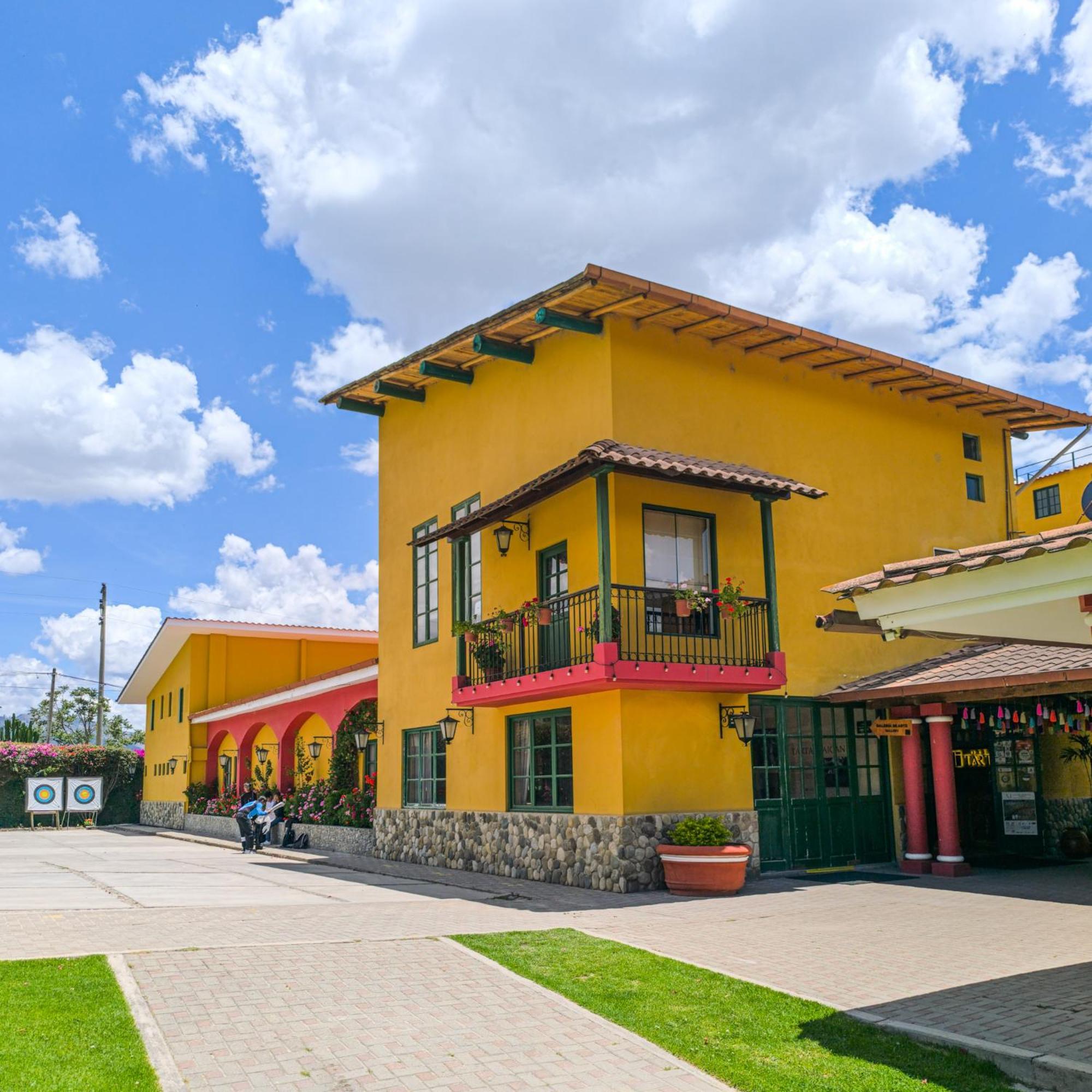 Hotel Tartar 3*